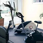 ホテル Mercure Airport Tegel