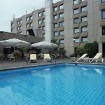 Mercure Airport Tegel 4*