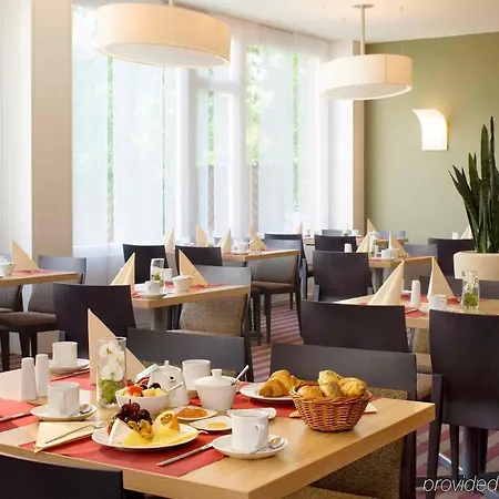 Hotell Mercure Airport Tegel 4*