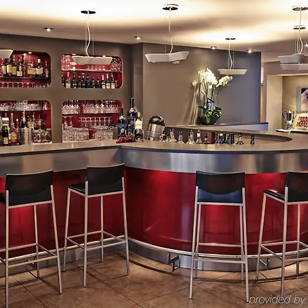 Mercure Airport Tegel فندق برلين