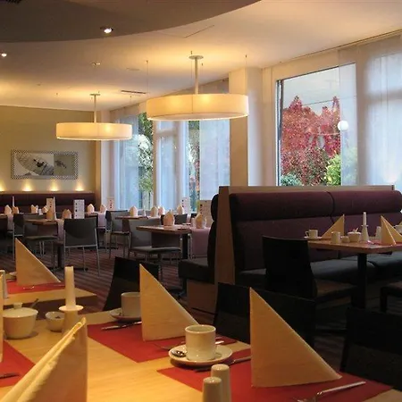 Hotell Mercure Airport Tegel 4*