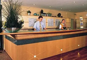 Mercure Airport Tegel Hotell 4*
