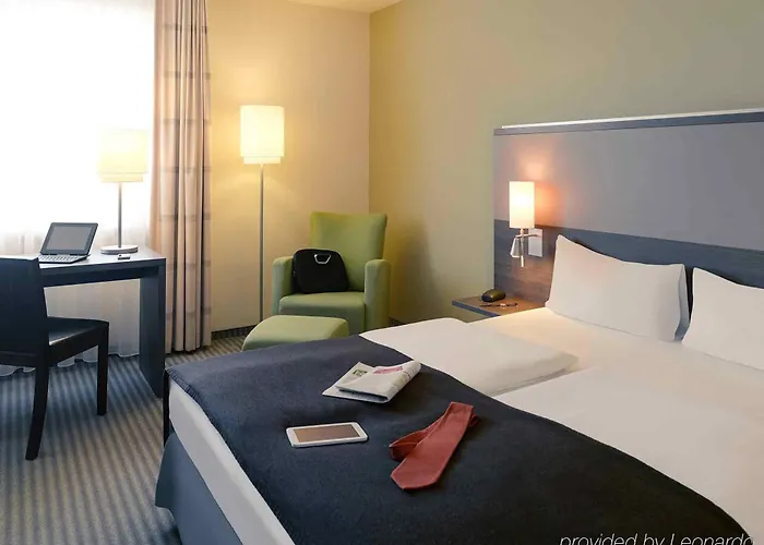 Mercure Airport Tegel Hotel 4*
