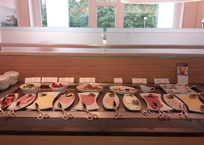 Mercure Airport Tegel 4*