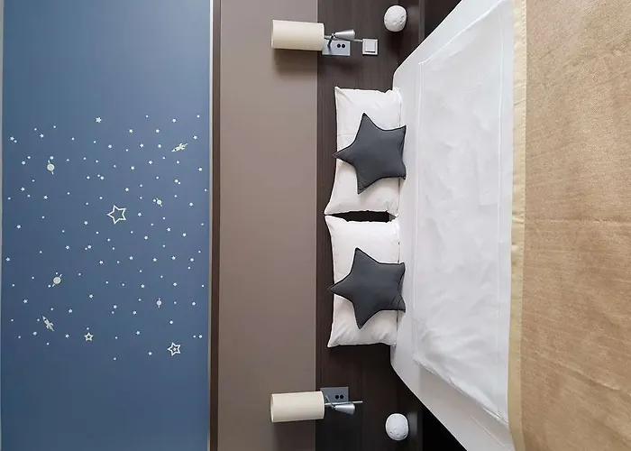 Mercure Airport Tegel Hotel 4*