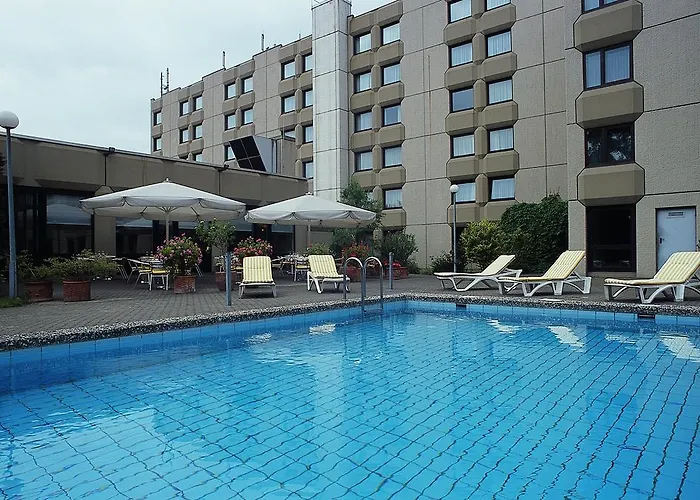 Mercure Airport Tegel 4*