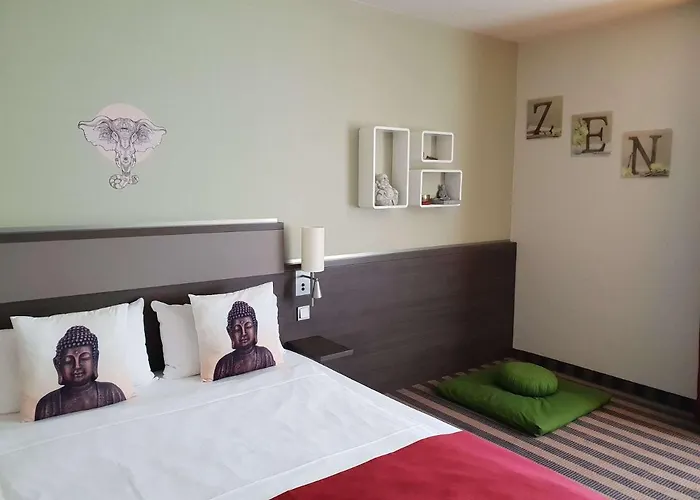 Mercure Airport Tegel 4*